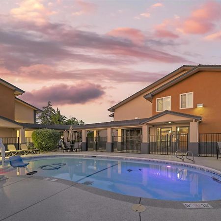 Best Western Antelope Inn & Suites Red Bluff Dış mekan fotoğraf